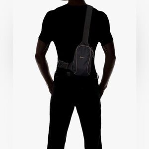 BEAUTIFUL NIKE ESSENTIALS CROSS-BODY BAG!!!